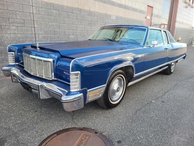 1975 Lincoln Town Car C