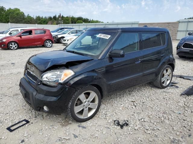 2010 KIA Soul +