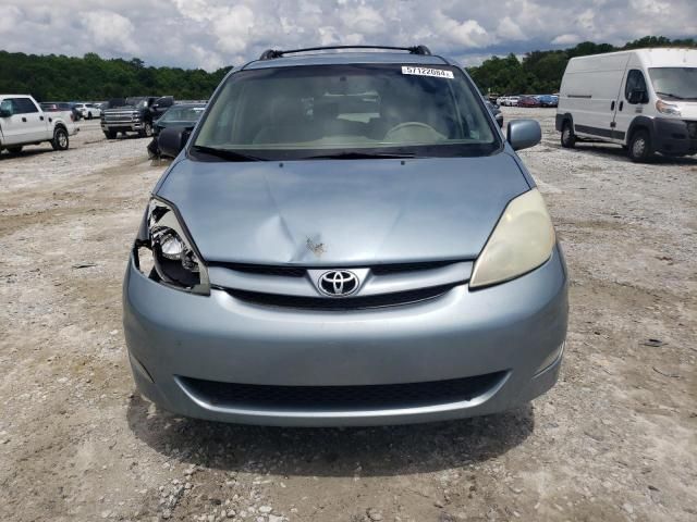 2006 Toyota Sienna XLE