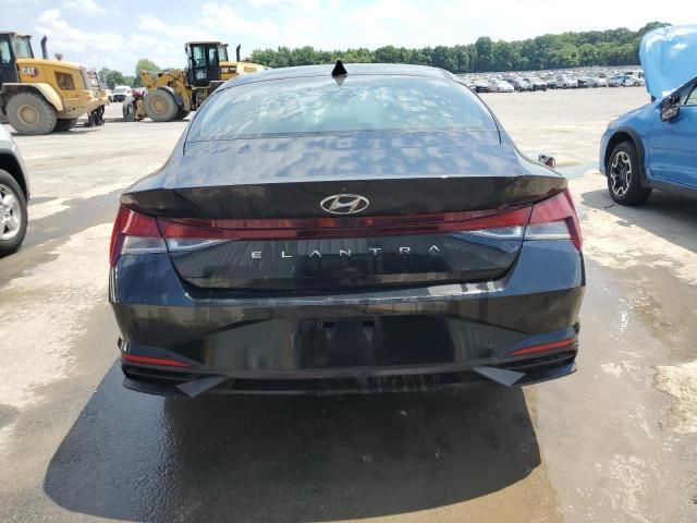 2022 Hyundai Elantra SEL