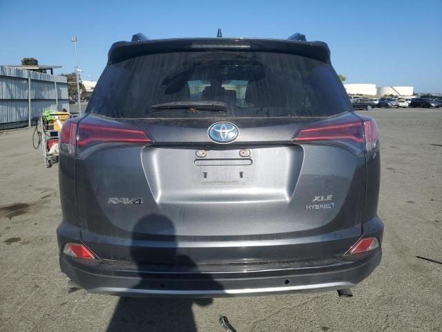 2018 Toyota Rav4 HV LE