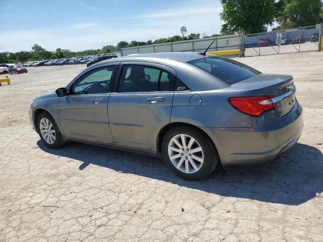 2013 Chrysler 200 Touring