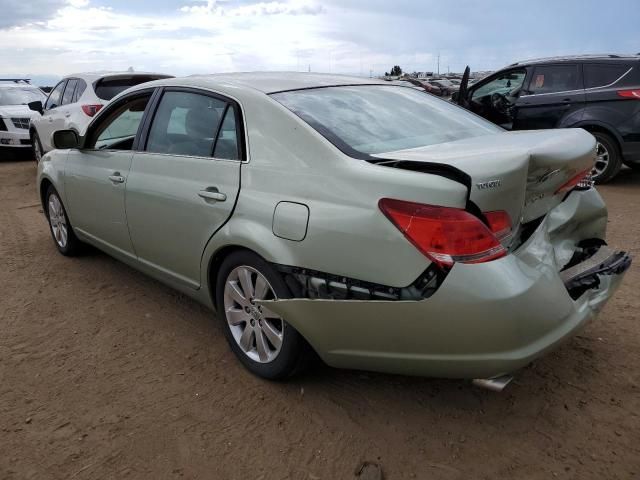 2005 Toyota Avalon XL