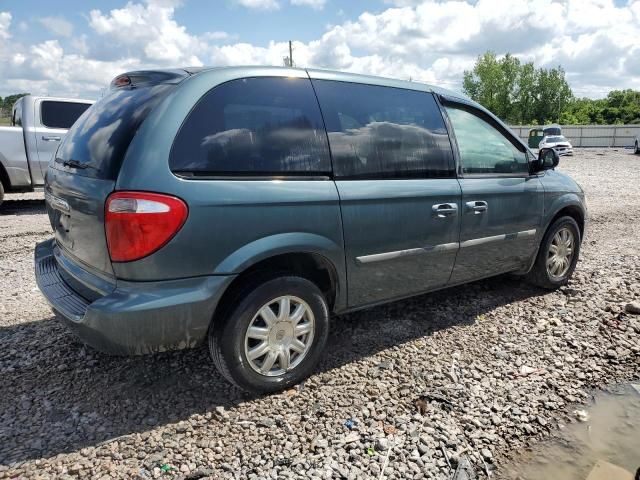 2006 Chrysler Town & Country