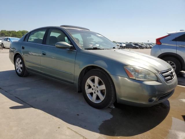 2002 Nissan Altima Base