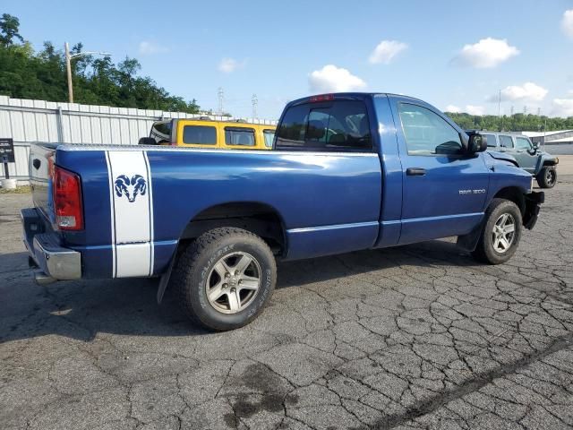 2004 Dodge RAM 1500 ST