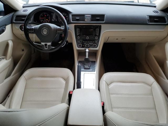 2012 Volkswagen Passat SE