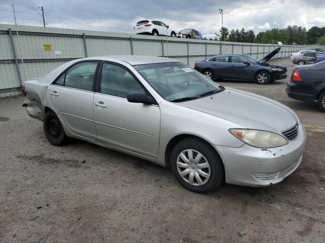 2005 Toyota Camry LE