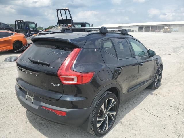 2021 Volvo XC40 T5 R-Design