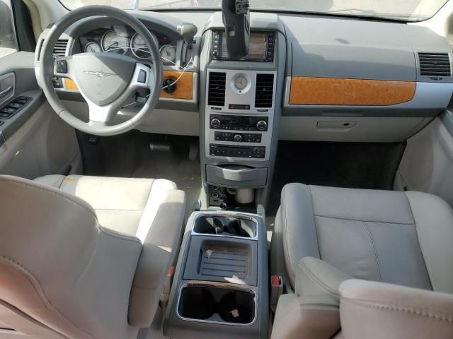 2008 Chrysler Town & Country Limited