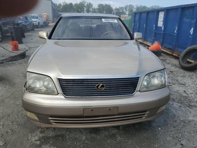 2000 Lexus LS 400