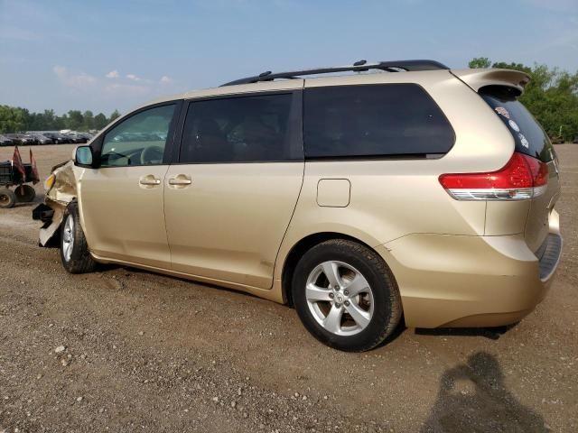 2011 Toyota Sienna LE