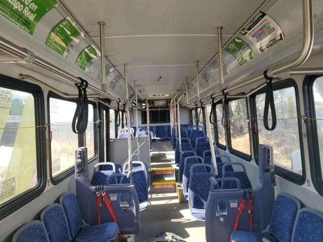 2017 Gillig Transit Bus Low