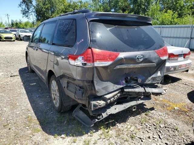 2014 Toyota Sienna XLE