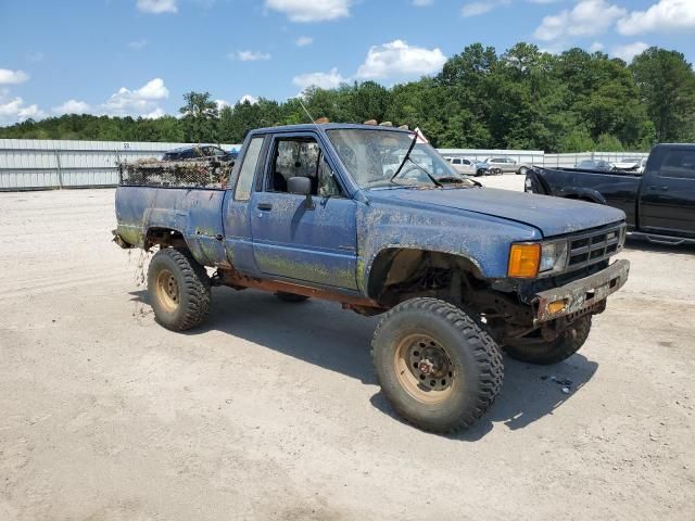 1984 Toyota Pickup Xtracab RN66 DLX