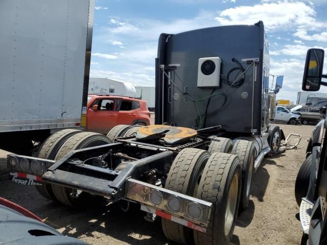 2006 Kenworth Construction W900