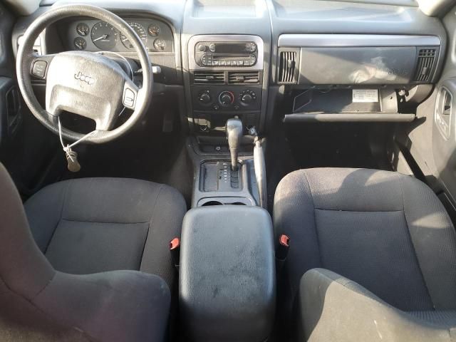 2004 Jeep Grand Cherokee Laredo