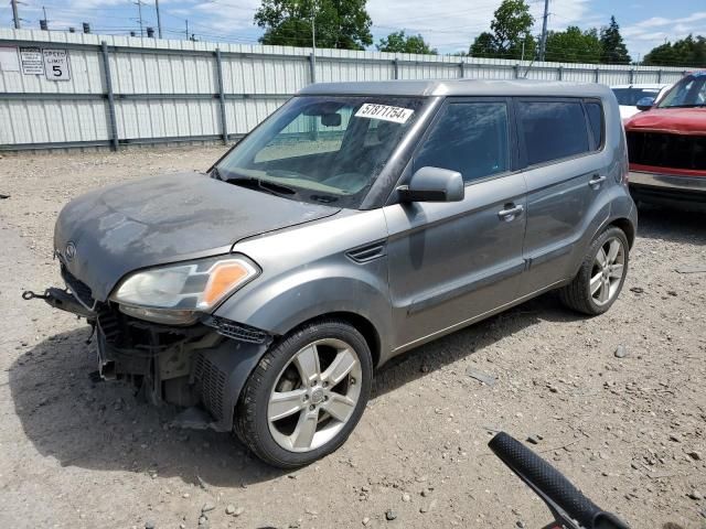 2011 KIA Soul +