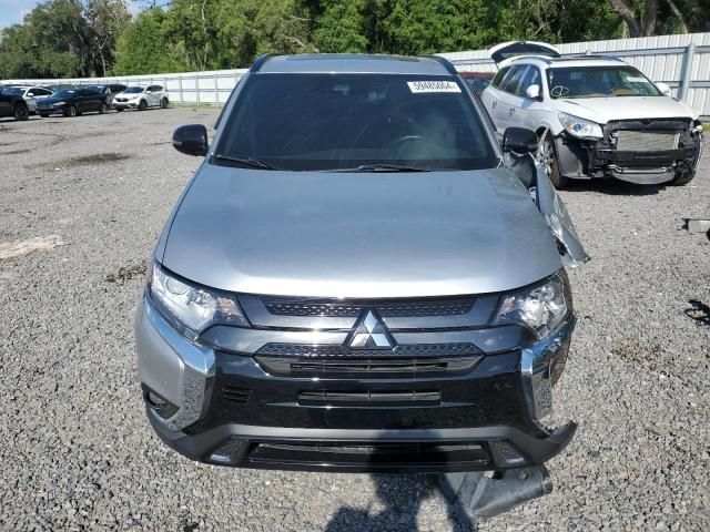 2020 Mitsubishi Outlander SE