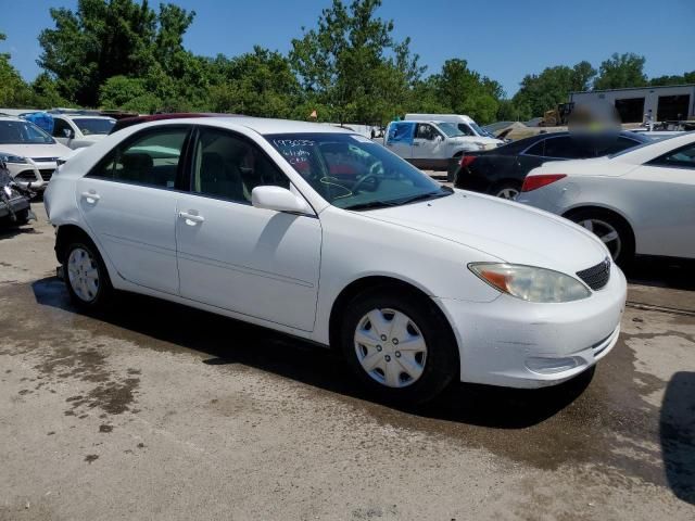 2004 Toyota Camry LE