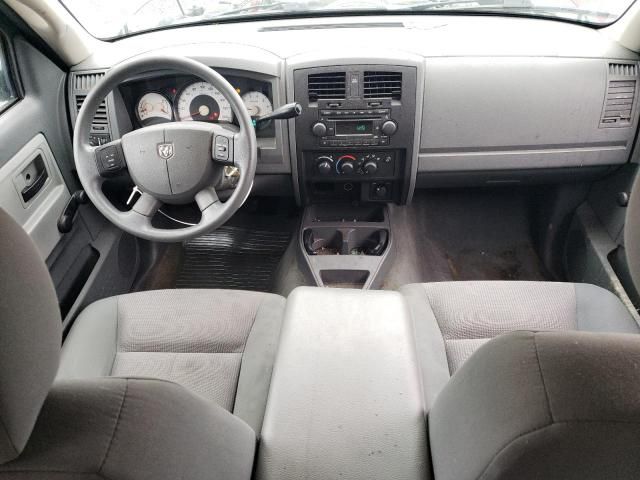 2005 Dodge Dakota Quattro