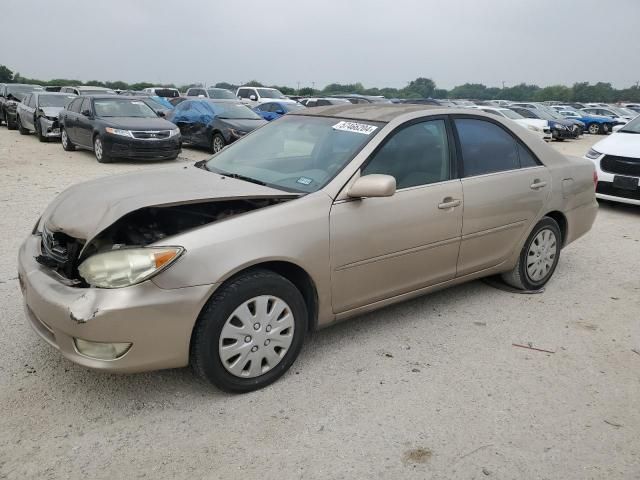 2005 Toyota Camry LE