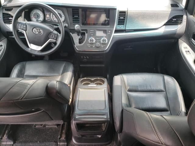 2015 Toyota Sienna Sport