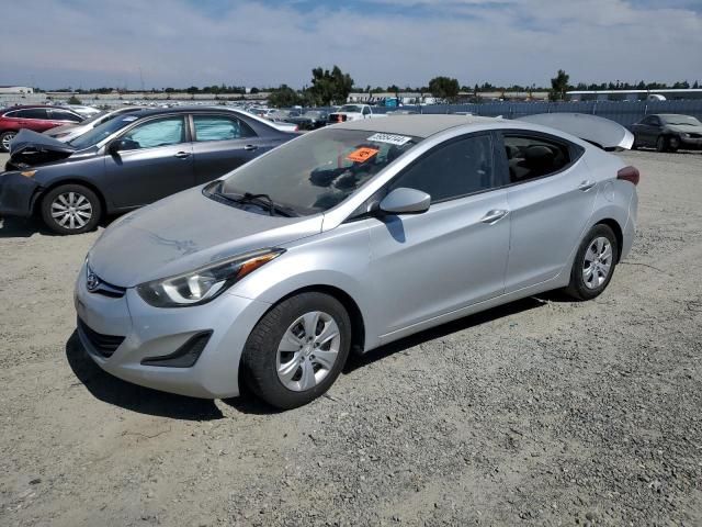 2016 Hyundai Elantra SE