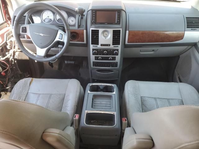 2008 Chrysler Town & Country Touring