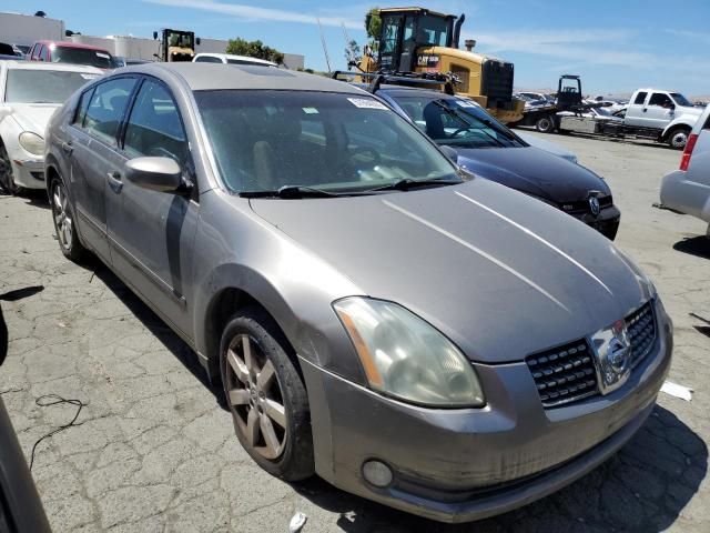 2004 Nissan Maxima SE