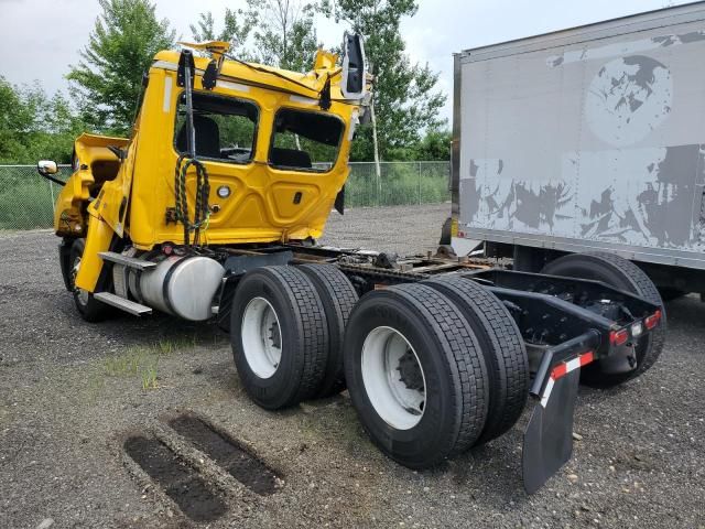 2024 Freightliner Cascadia 126