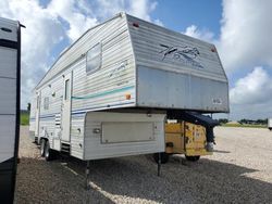 Salvage trucks for sale at Taylor, TX auction: 2001 Prowler Camper