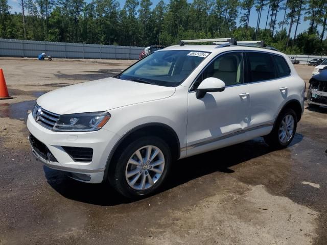 2016 Volkswagen Touareg Sport