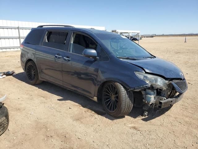 2011 Toyota Sienna XLE