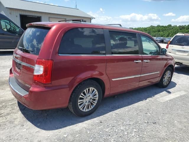 2011 Chrysler Town & Country Limited