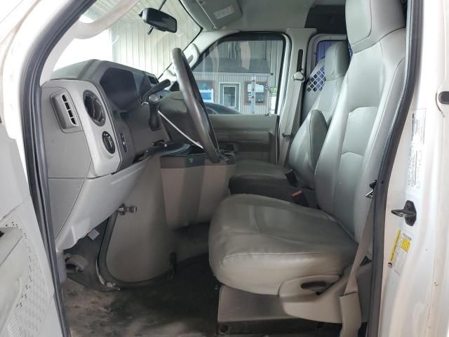 2014 Ford Econoline E350 Super Duty Van