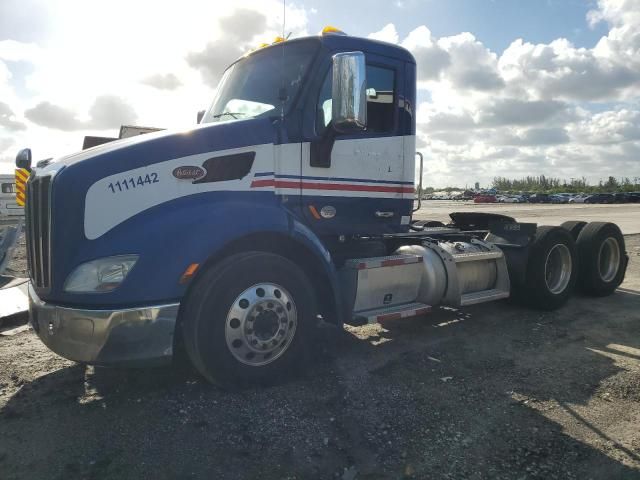 2016 Peterbilt 579