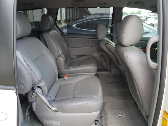 2009 Toyota Sienna XLE