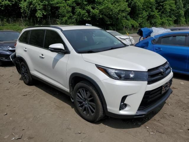 2019 Toyota Highlander SE