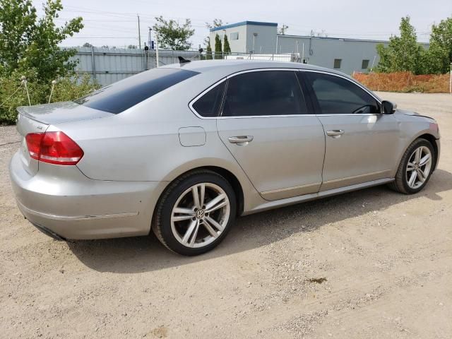 2013 Volkswagen Passat SEL