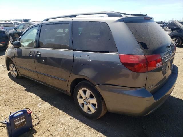 2005 Toyota Sienna CE