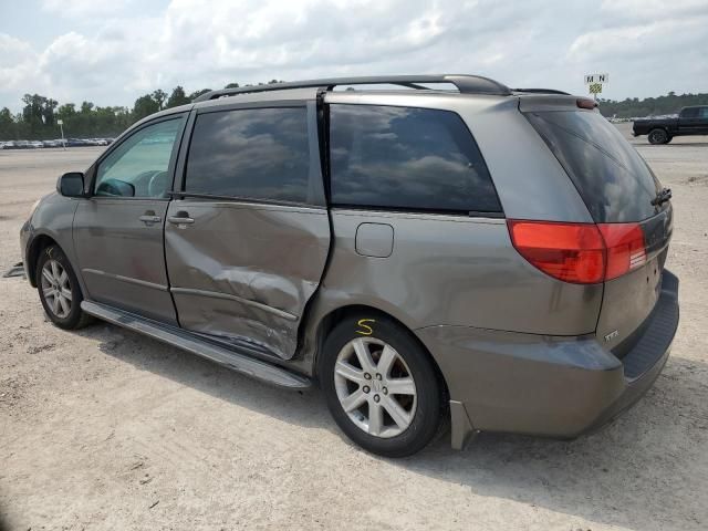 2005 Toyota Sienna XLE