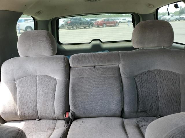 2001 Chevrolet Tahoe C1500