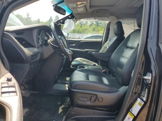 2017 Toyota Sienna SE