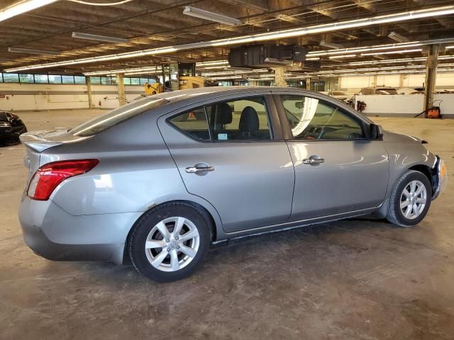 2013 Nissan Versa S