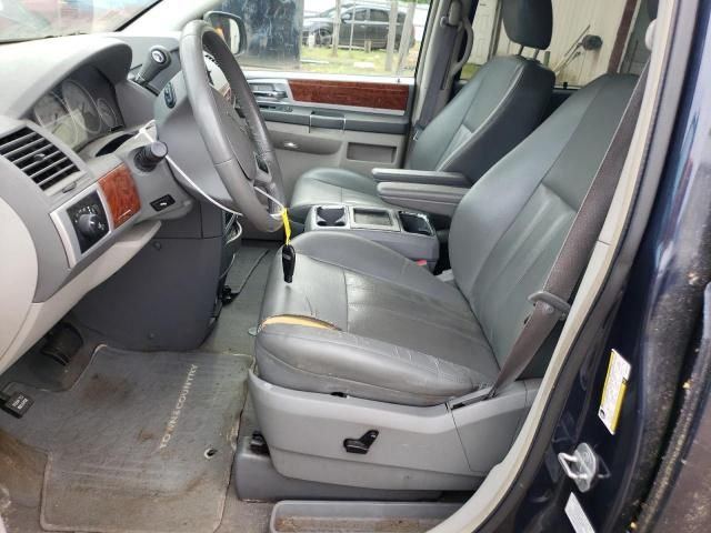 2009 Chrysler Town & Country Touring