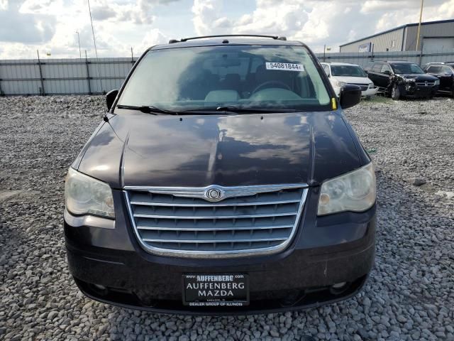 2010 Chrysler Town & Country Touring