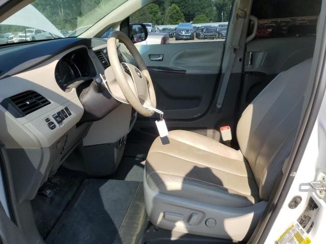 2014 Toyota Sienna XLE