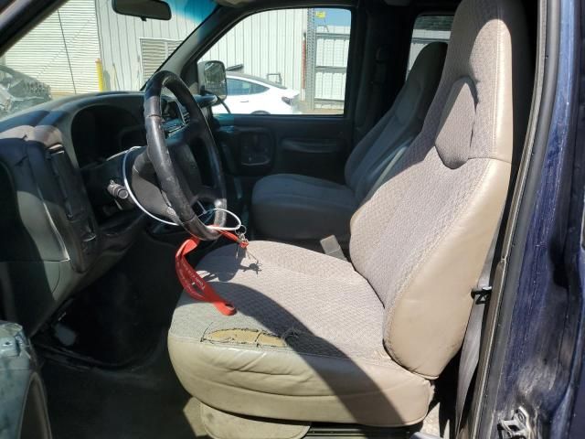 2002 Chevrolet Express G3500