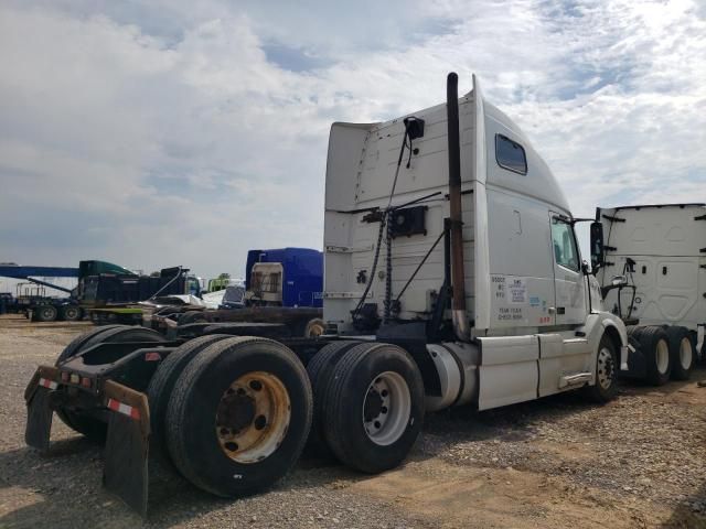 2008 Volvo VN VNL